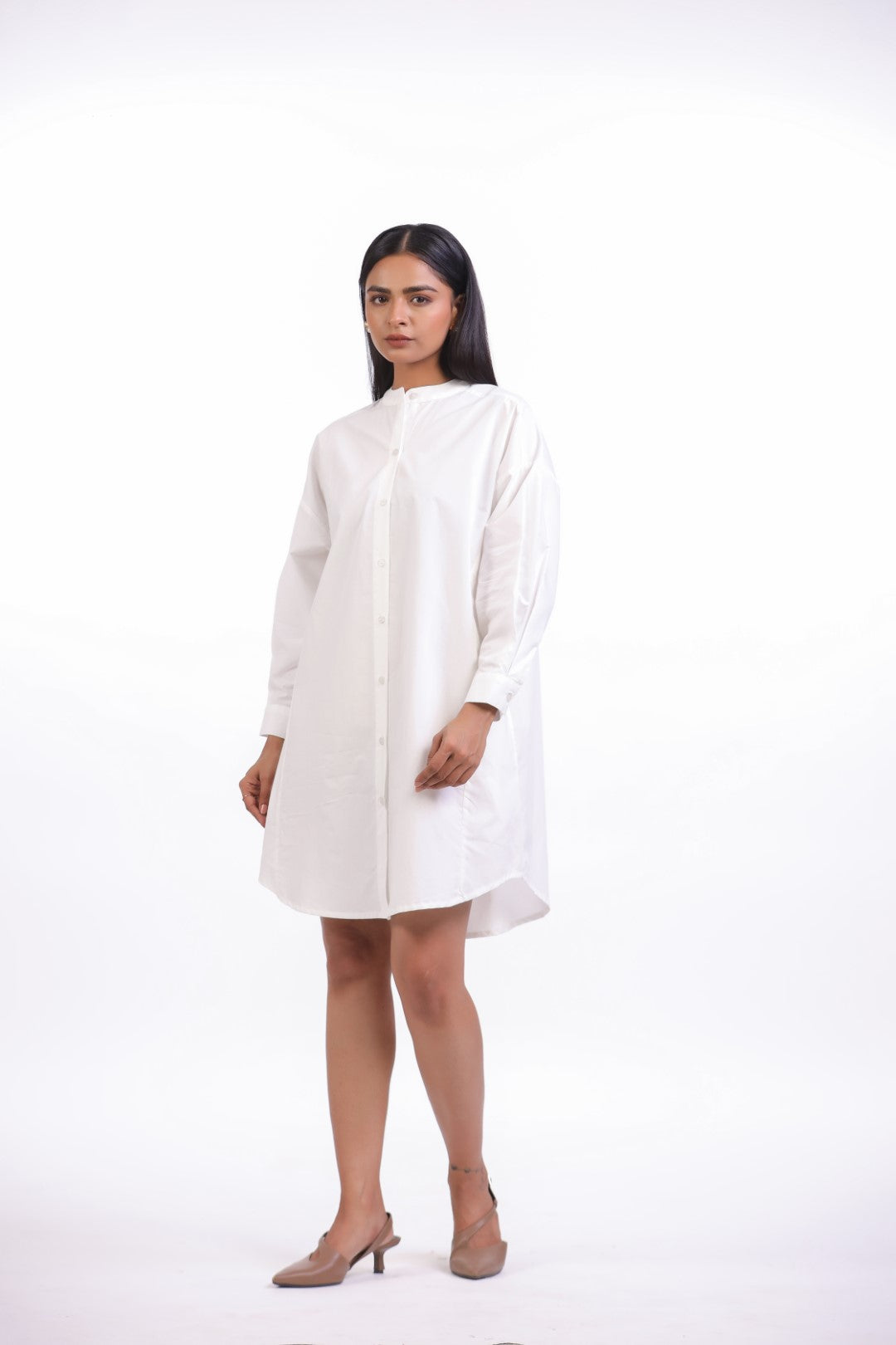 MUUN Women White Solid Cotton Full Sleeve Mandarin Collar Midi Dress with Pocket