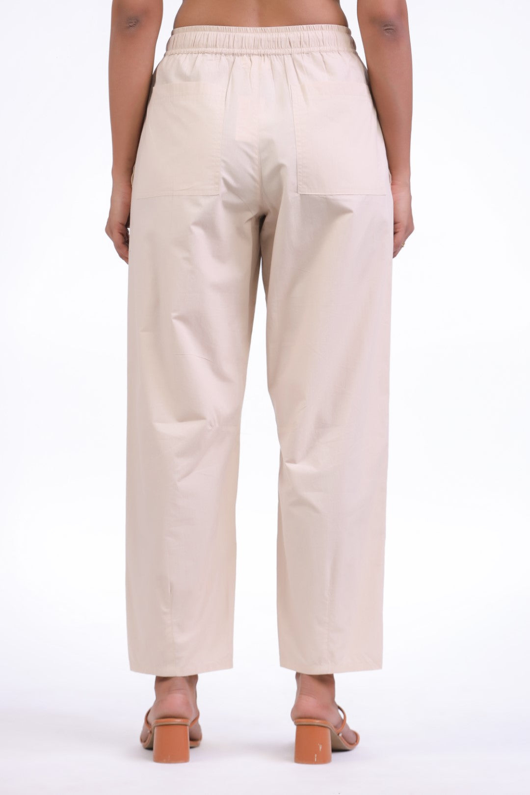 MUUN Women's Off-White Solid Cotton Pant