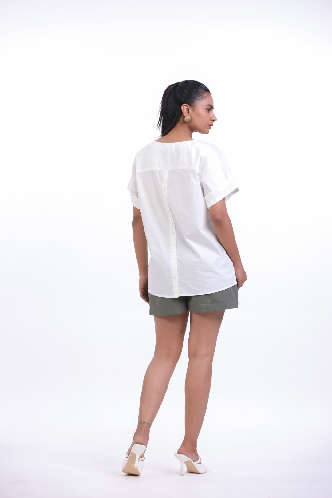 Women White Cotton Top With Green Shorts (co-ord)