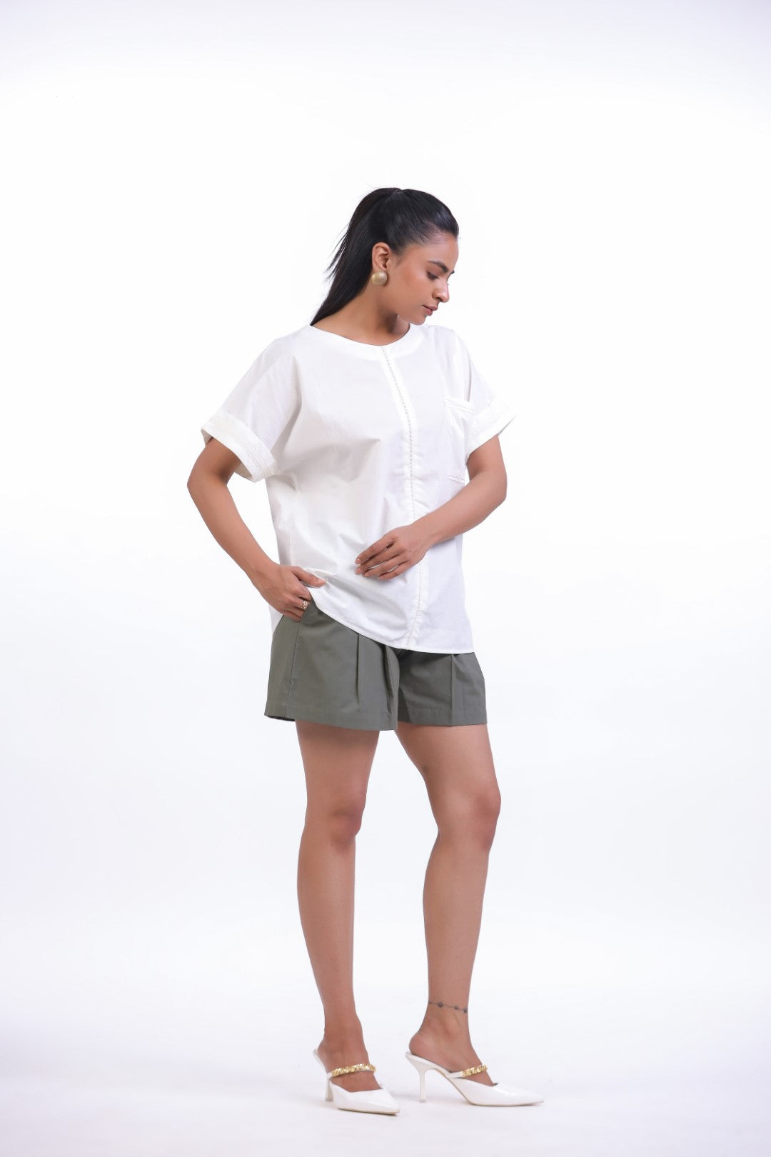 Women White Cotton Top With Green Shorts (co-ord)