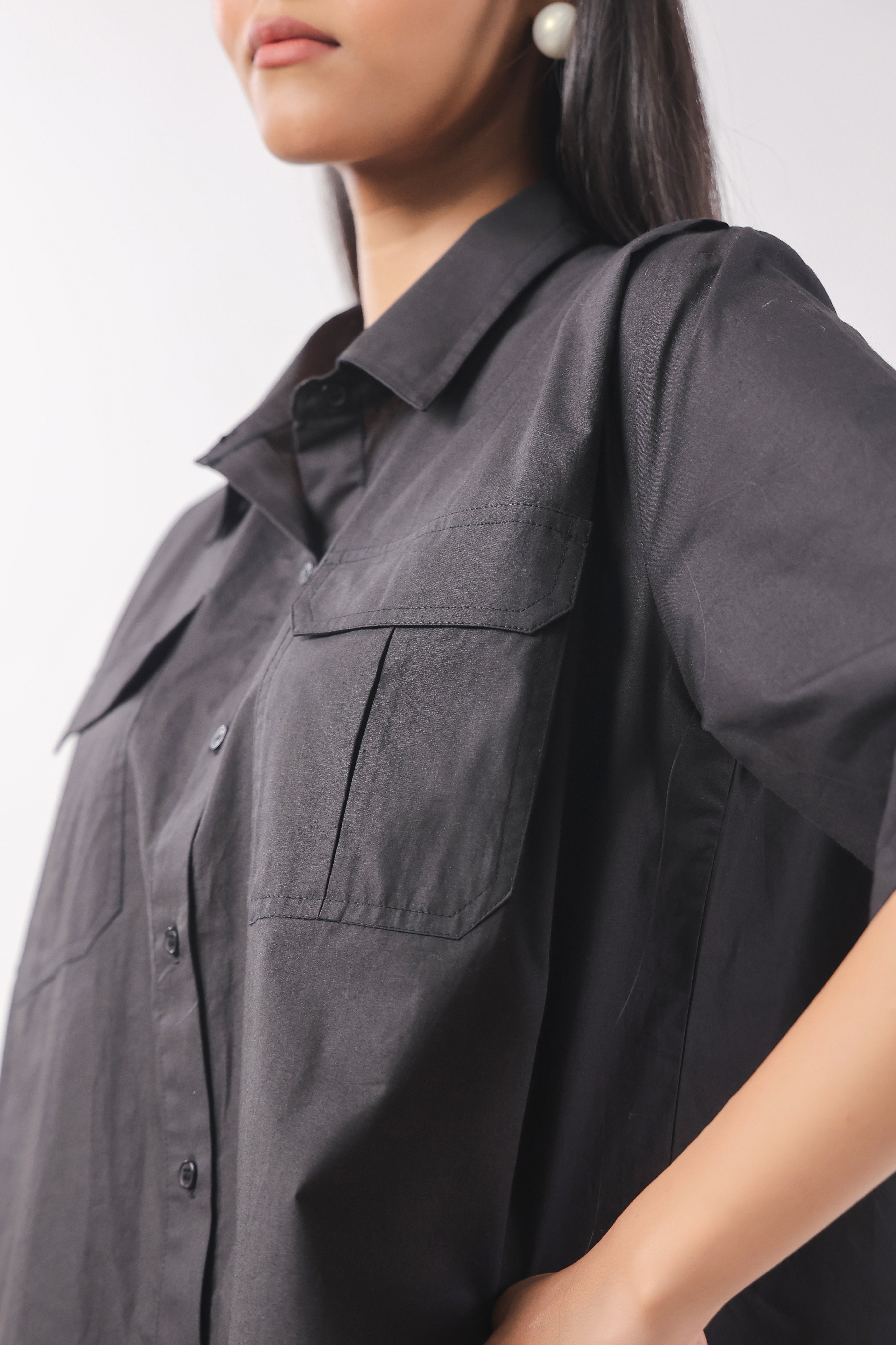 MUUN Women Black Solid Cotton Half Sleeve Shirt Collar Co-Ord Set