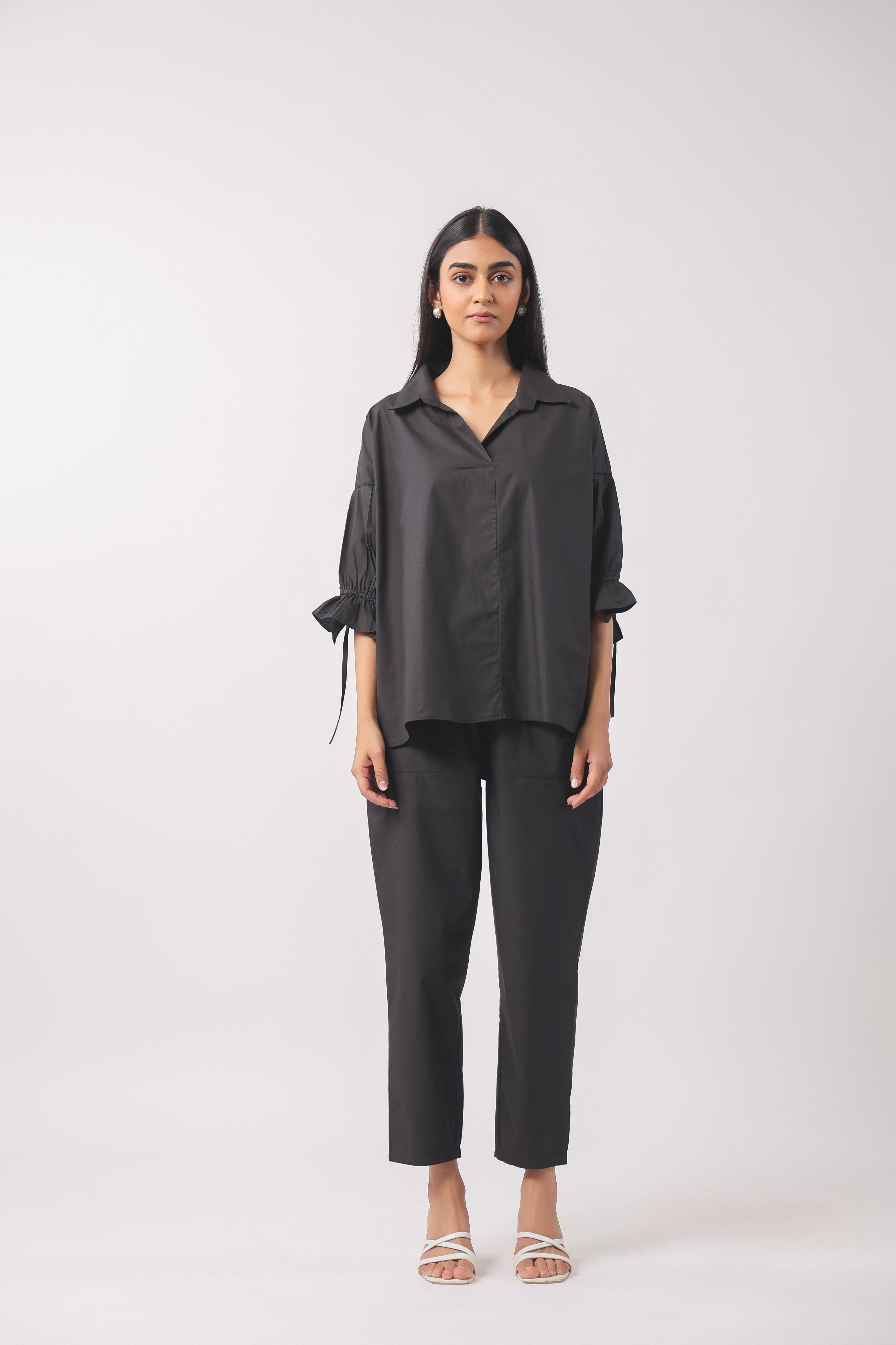 MUUN Women Black Solid Cotton 3/4 Sleeve Shirt Collar Co-Ord Set