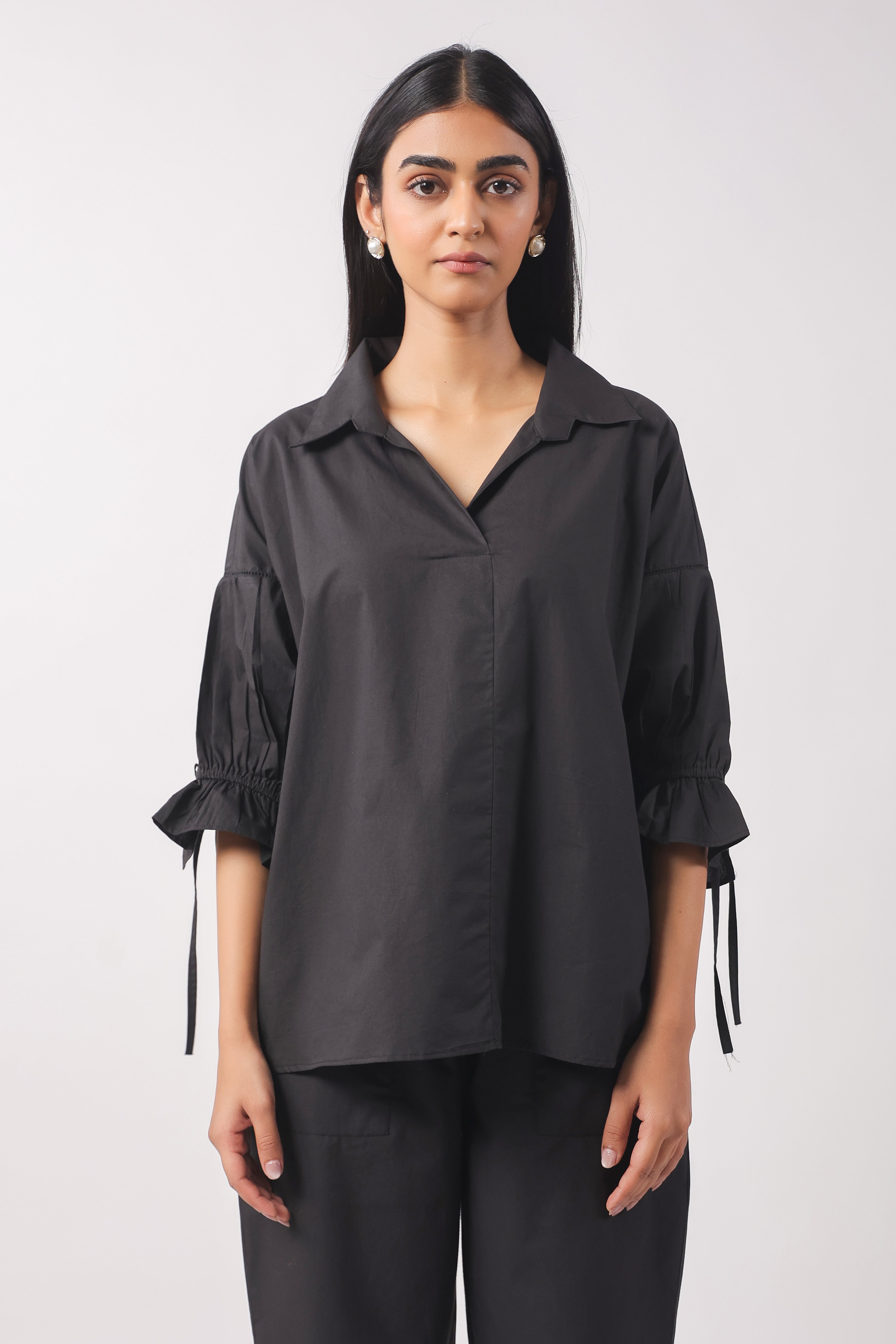 MUUN Women Black Solid Cotton 3/4 Sleeve Shirt Collar Co-Ord Set