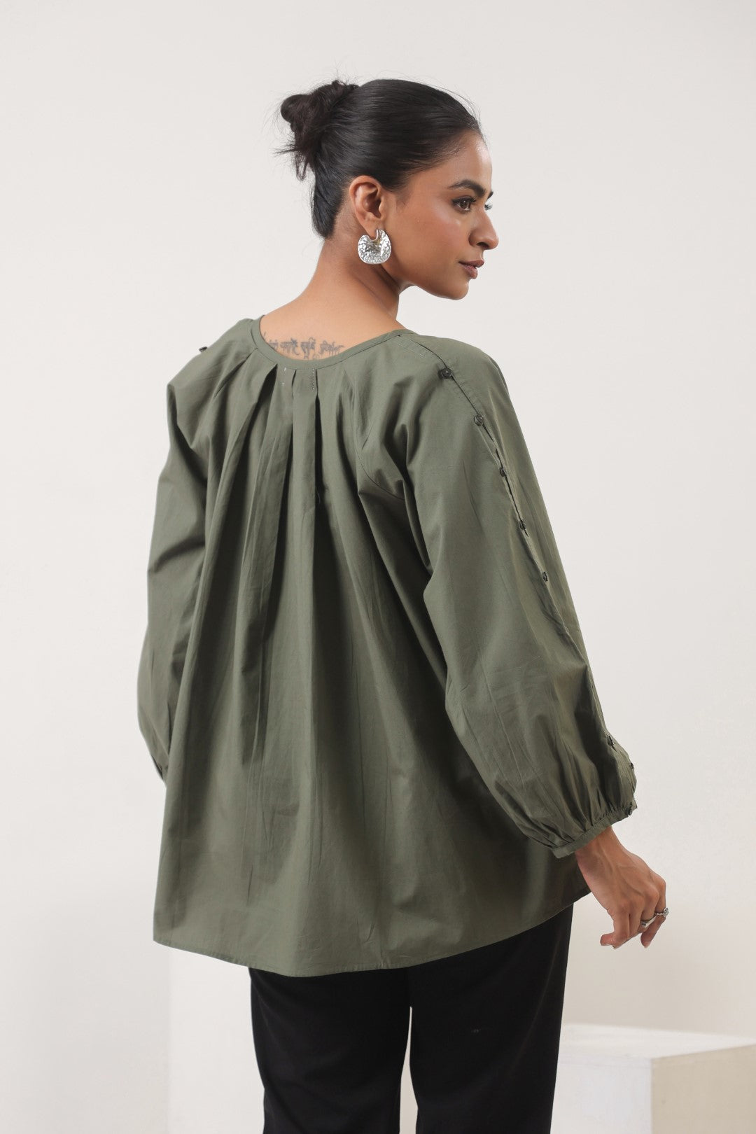 Women's green cotton tops
