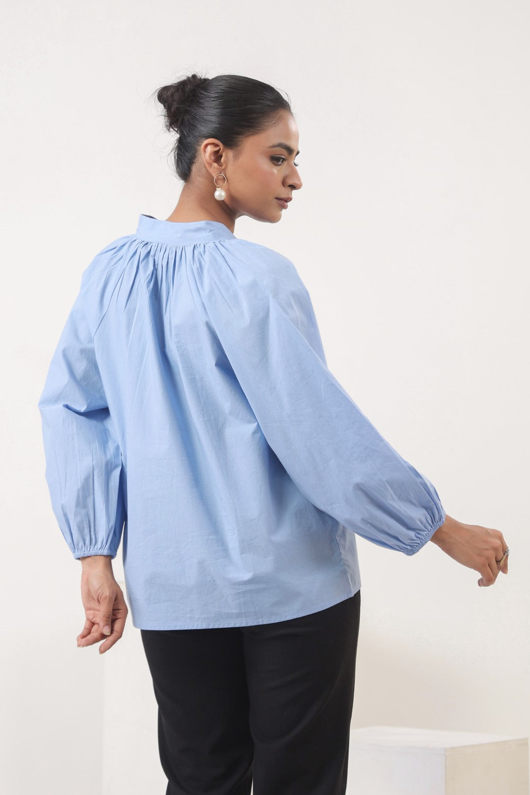 Women's blue cotton tops