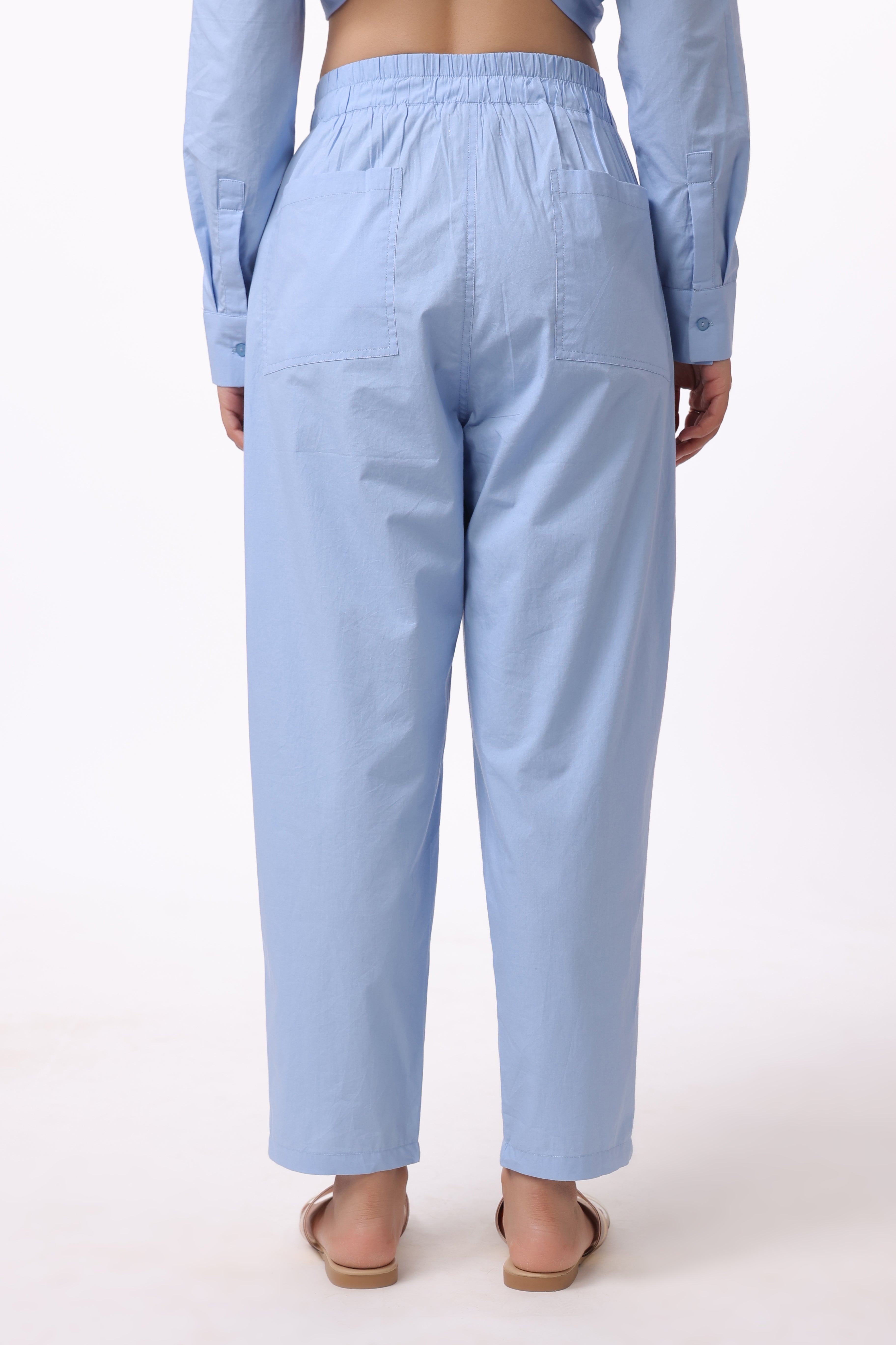 MUUN Women Blue Solid Cotton Pant