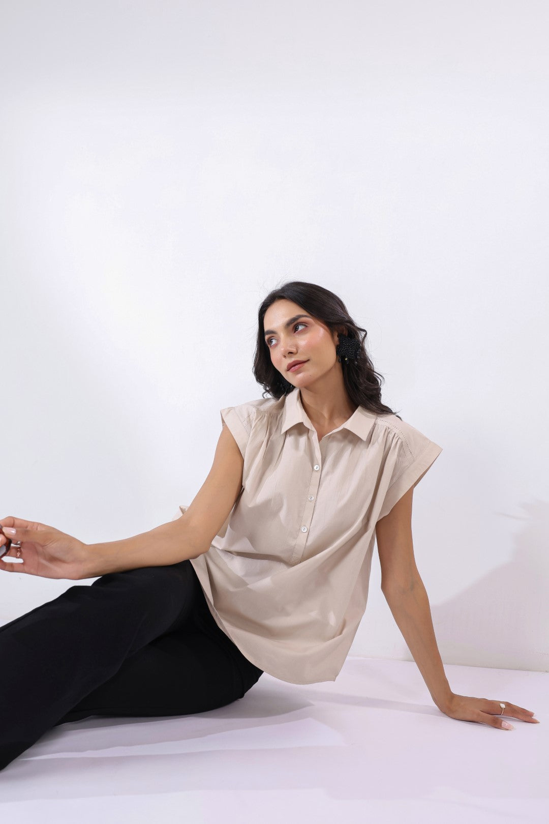 Women's beige cotton tops