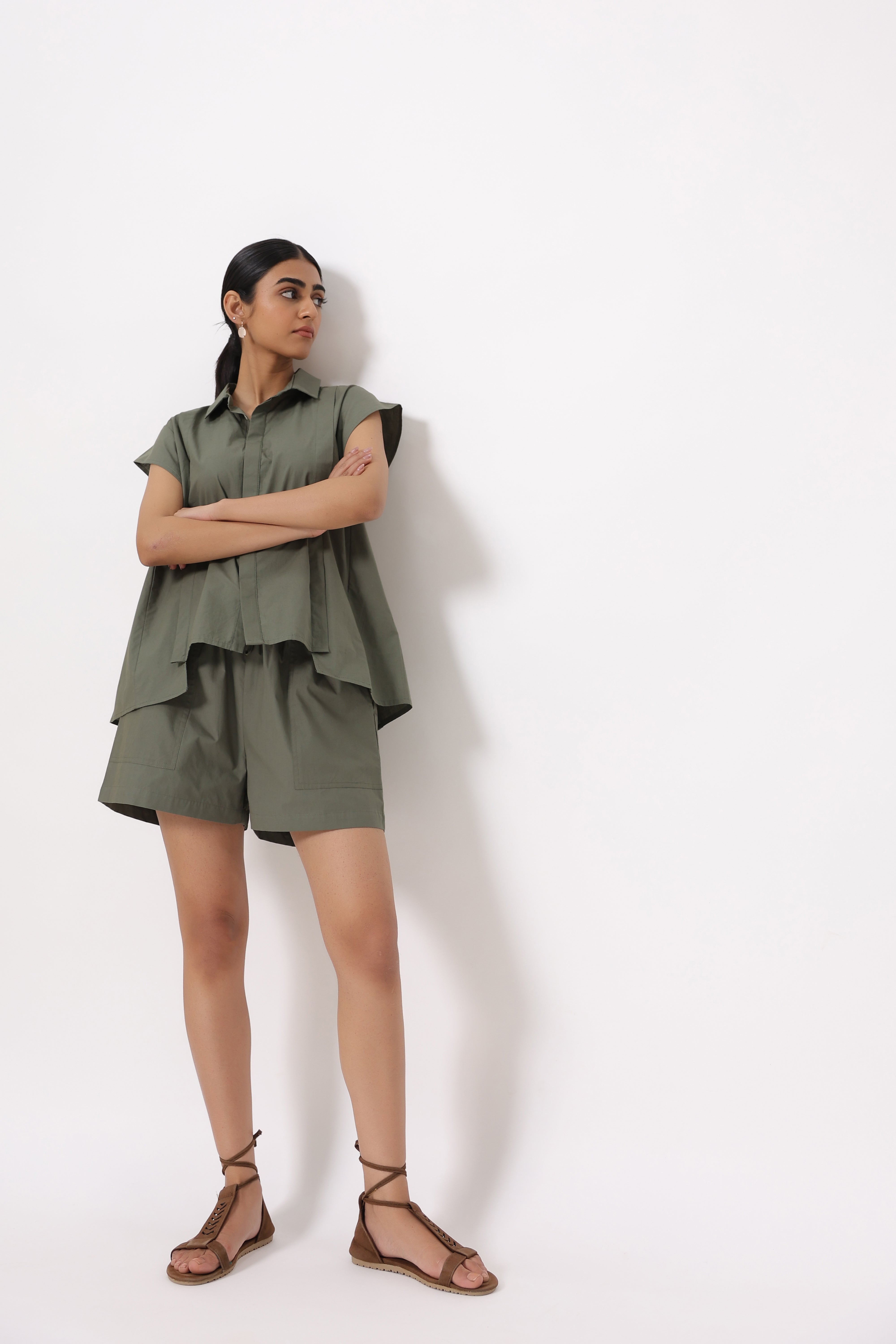 MUUN Women Khaki Green Solid Cotton Short Sleeve Shirt Collar Co-Ord Set