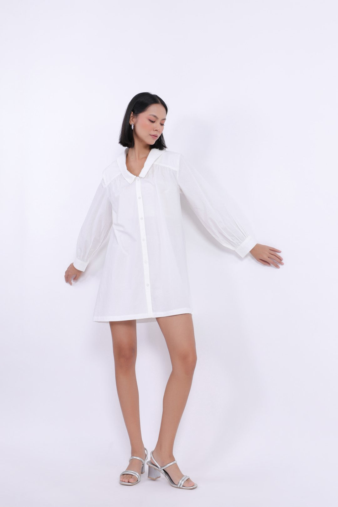 MUUN Women's White Solid Cotton Dress