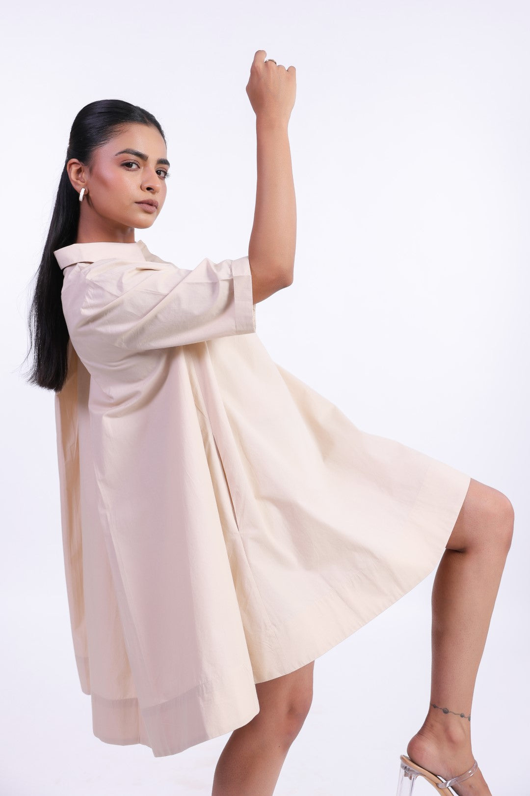 MUUN Women's Beige Solid Cotton Dress