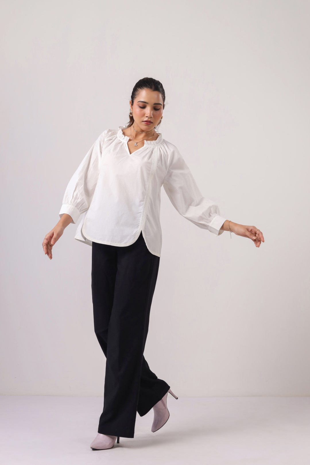 Women's white cotton tops