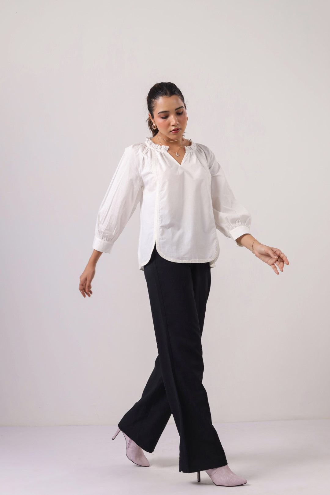 Women's white cotton tops