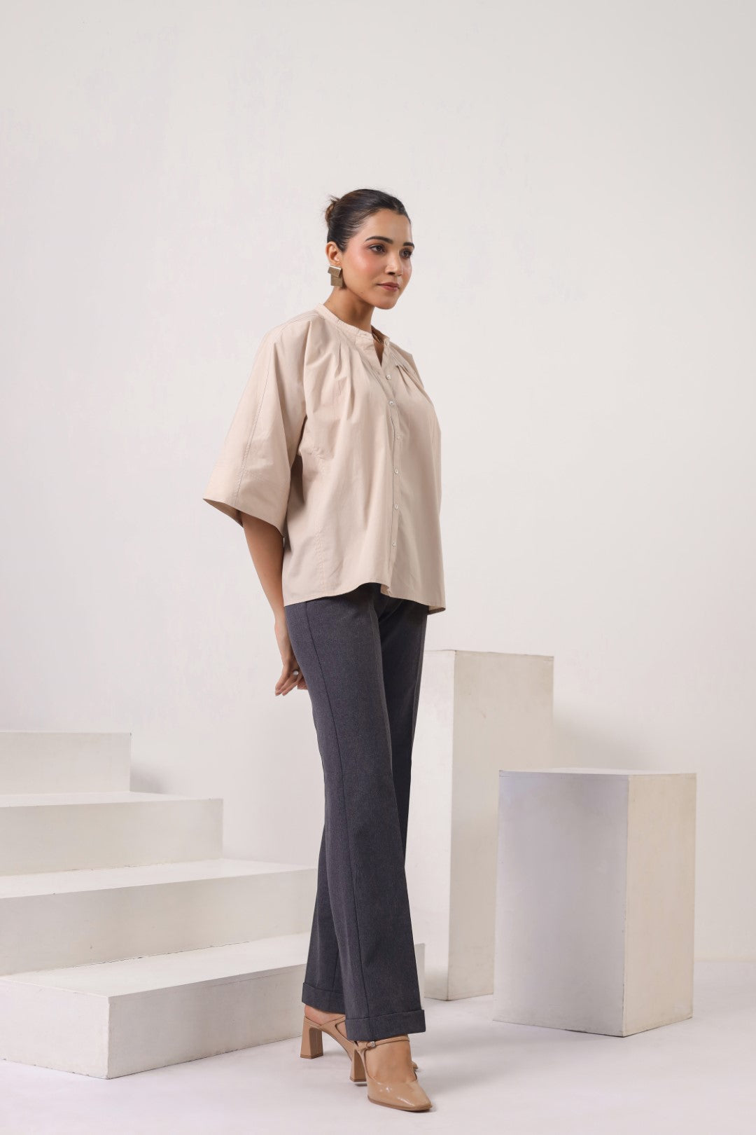 Women's beige cotton tops