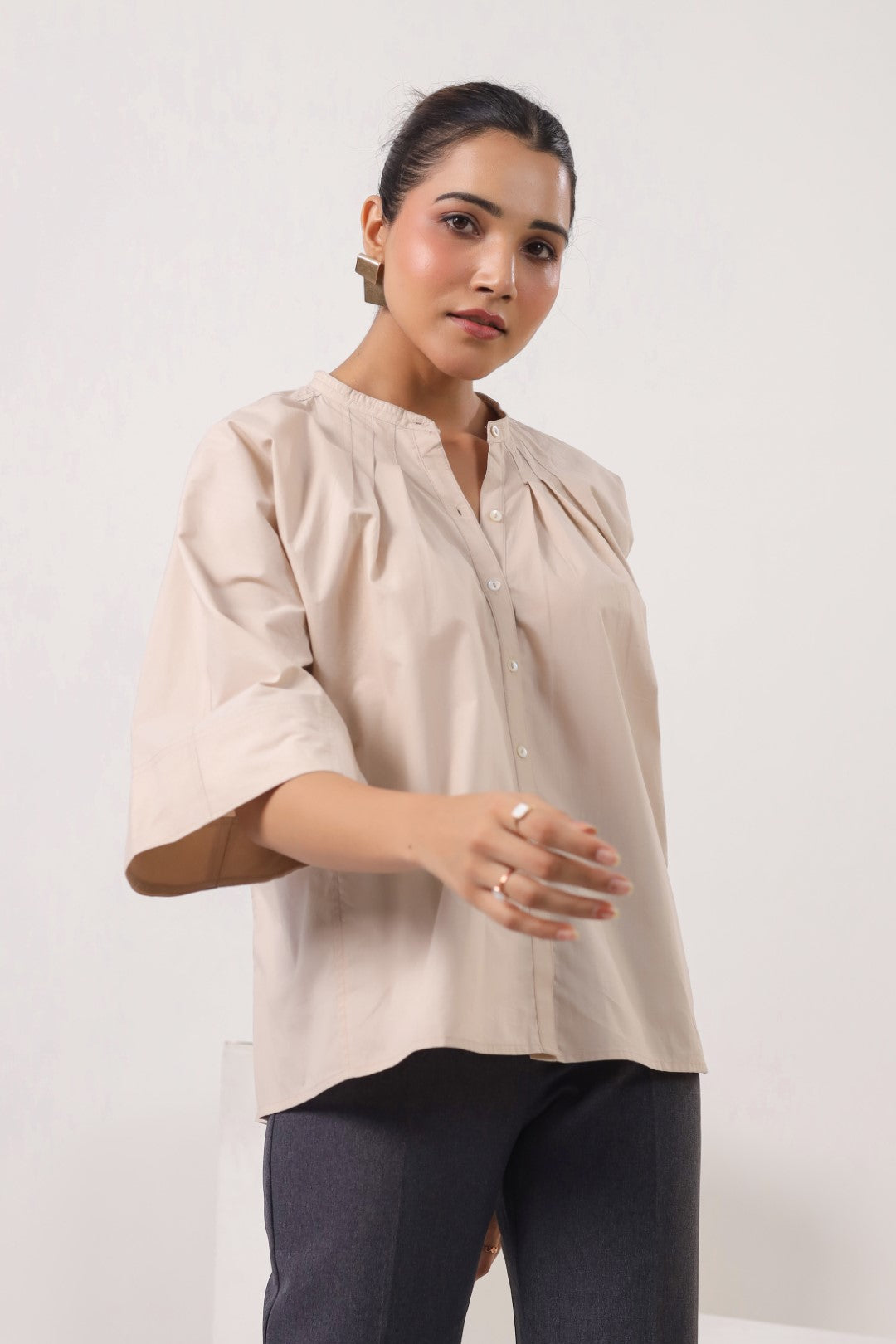 Women's beige cotton tops