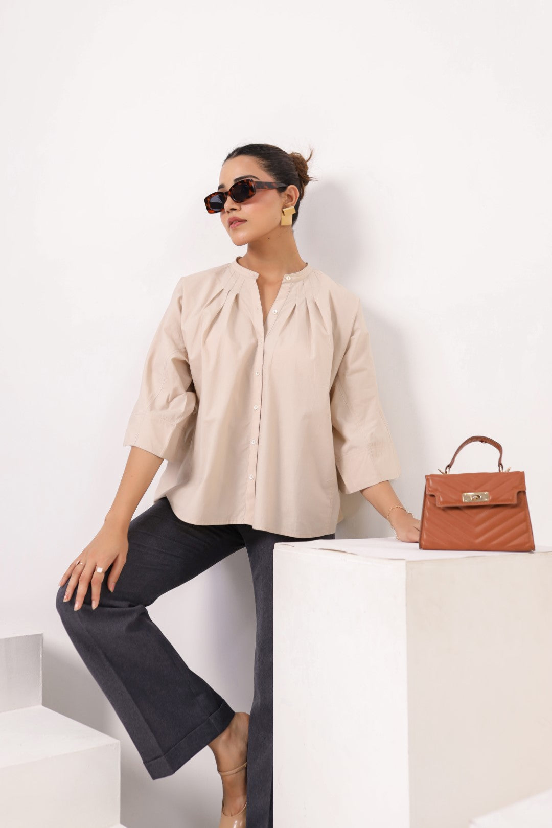 Women's beige cotton tops