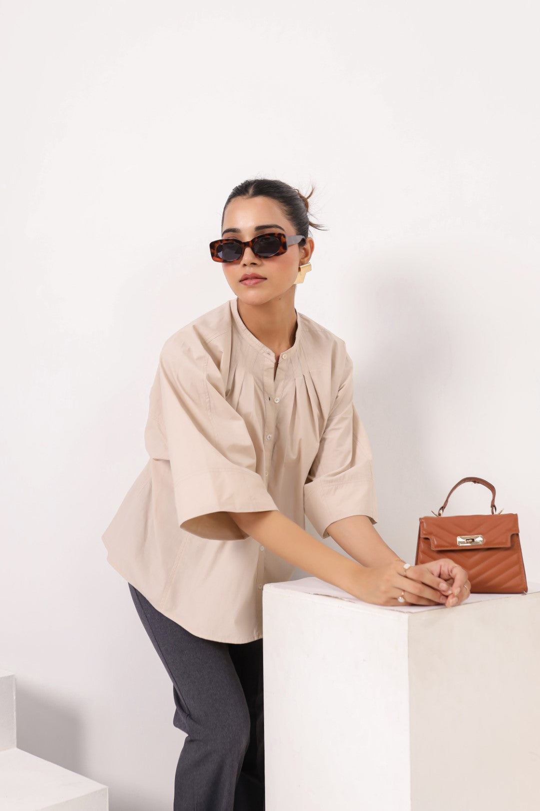 Women's beige cotton tops