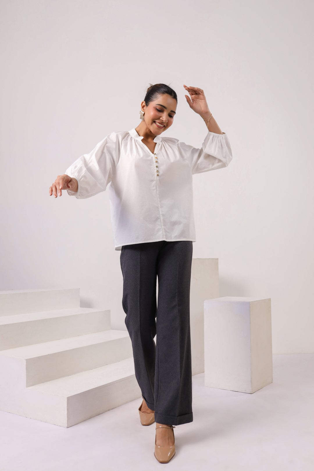 Women's white cotton tops