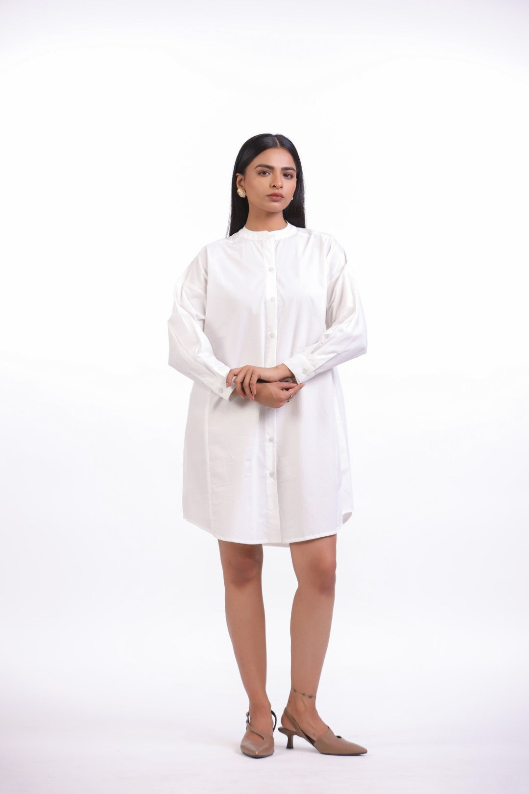 MUUN Women White Solid Cotton Full Sleeve Mandarin Collar Midi Dress with Pocket