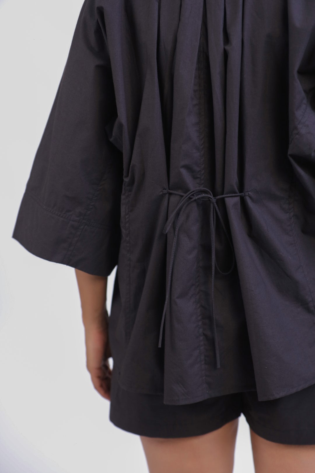 Women’s Black Solid Cotton Poplin Top