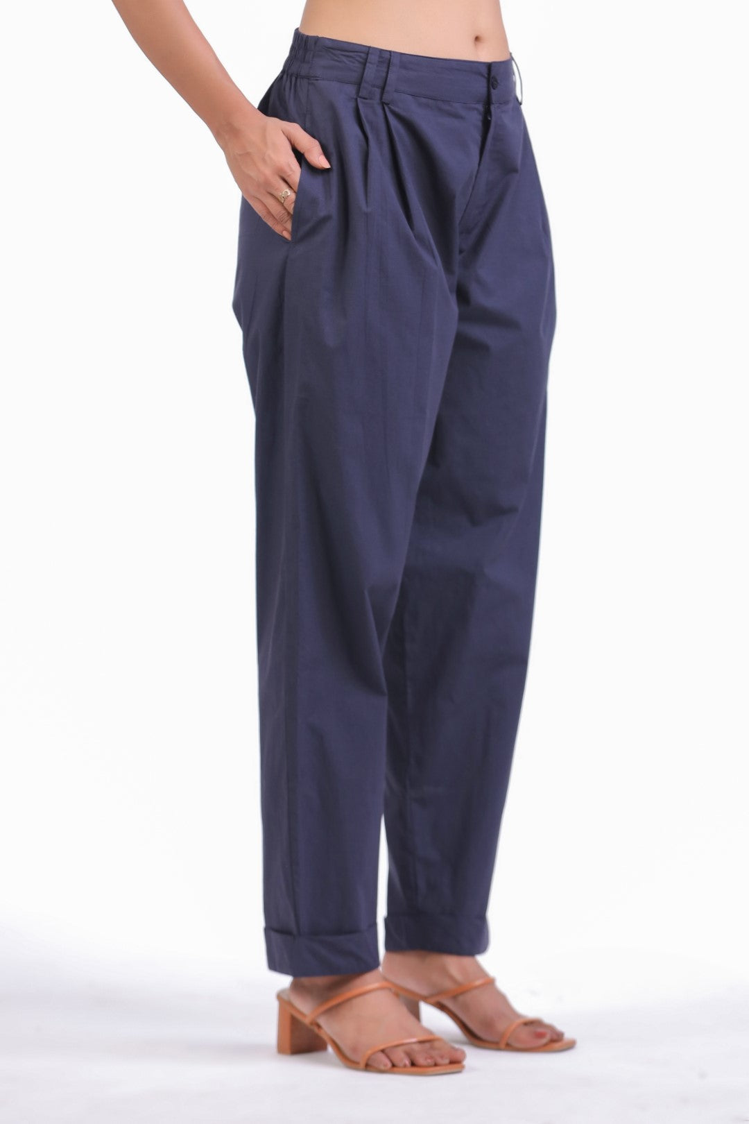 MUUN Women's Navy Solid Cotton Pant