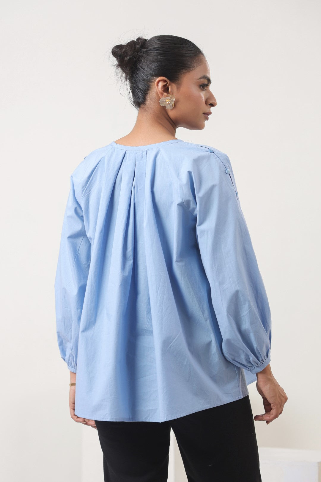 Women's blue cotton tops
