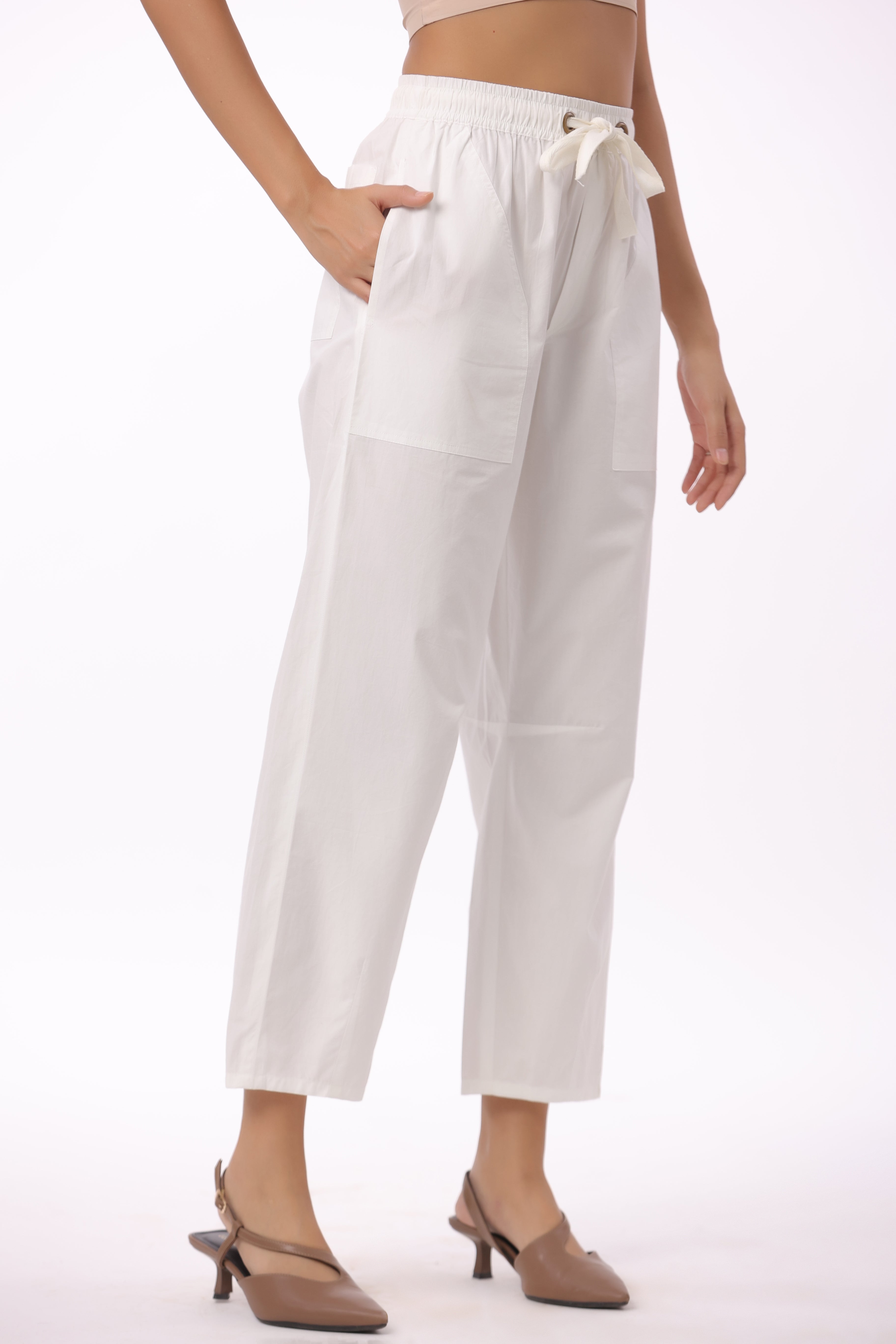 Women’s White Solid Cotton Trouser