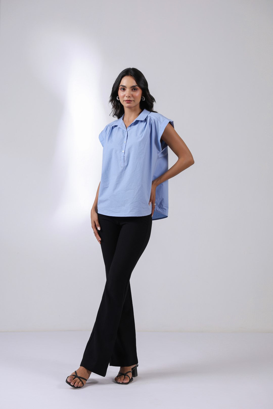 Women's blue cotton tops