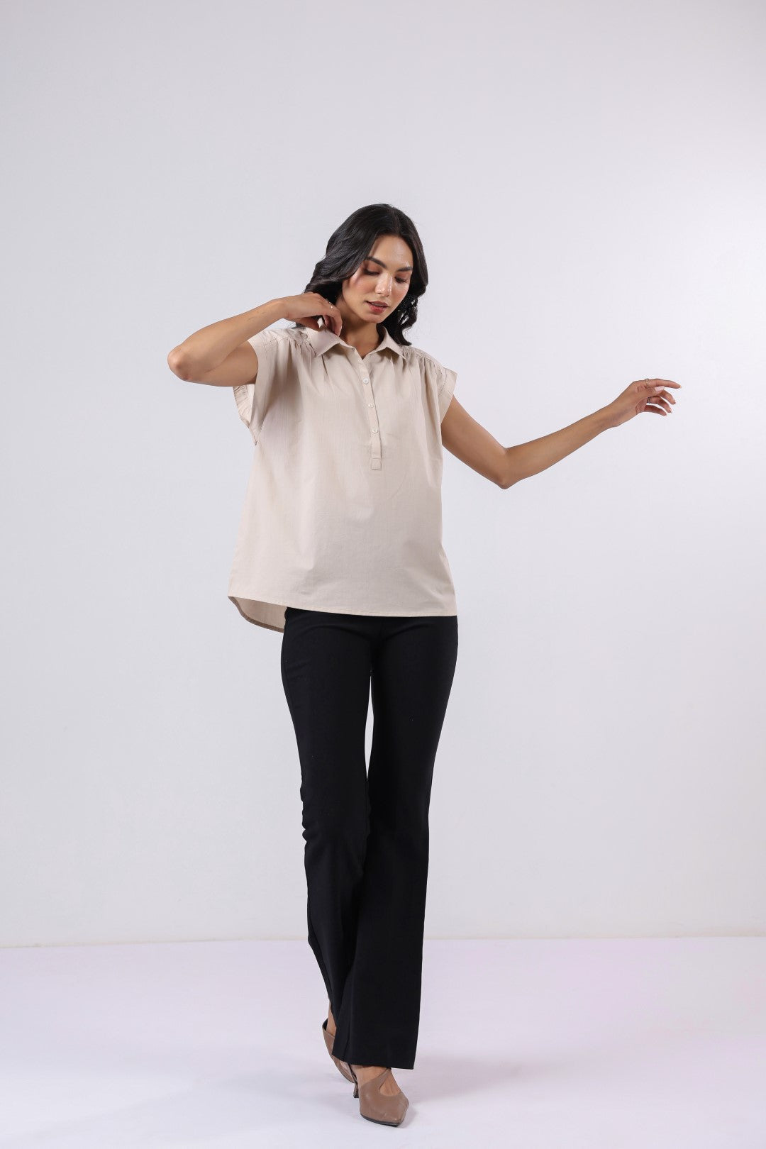 Women's beige cotton tops
