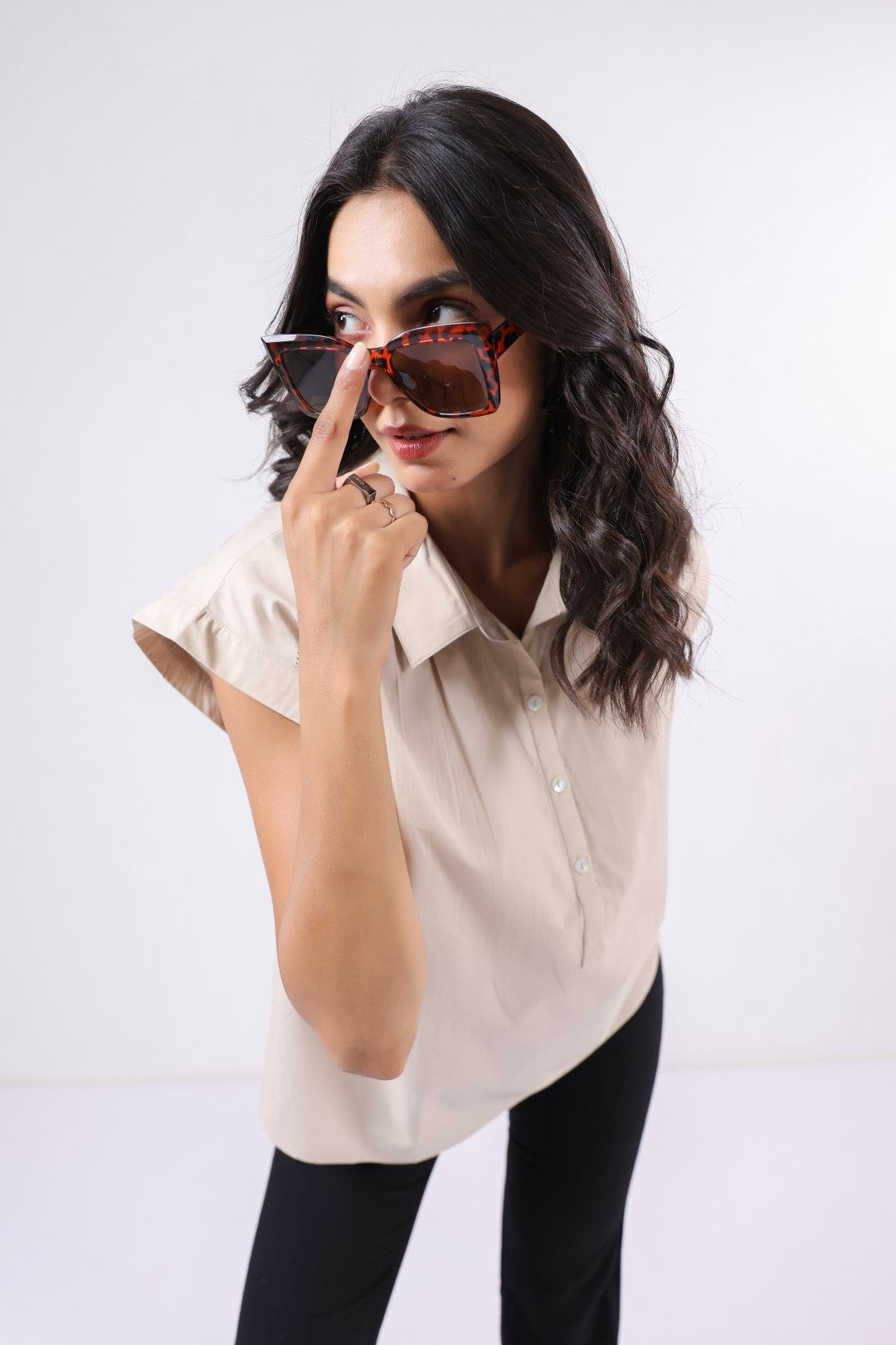 Women's beige cotton tops