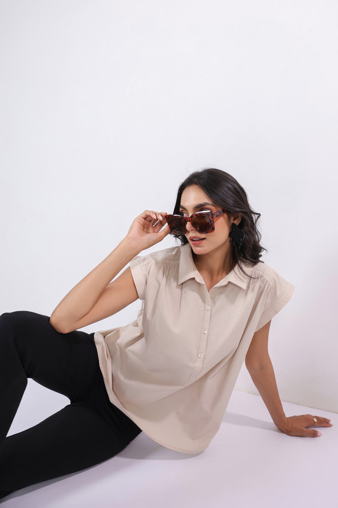 Women's beige cotton tops