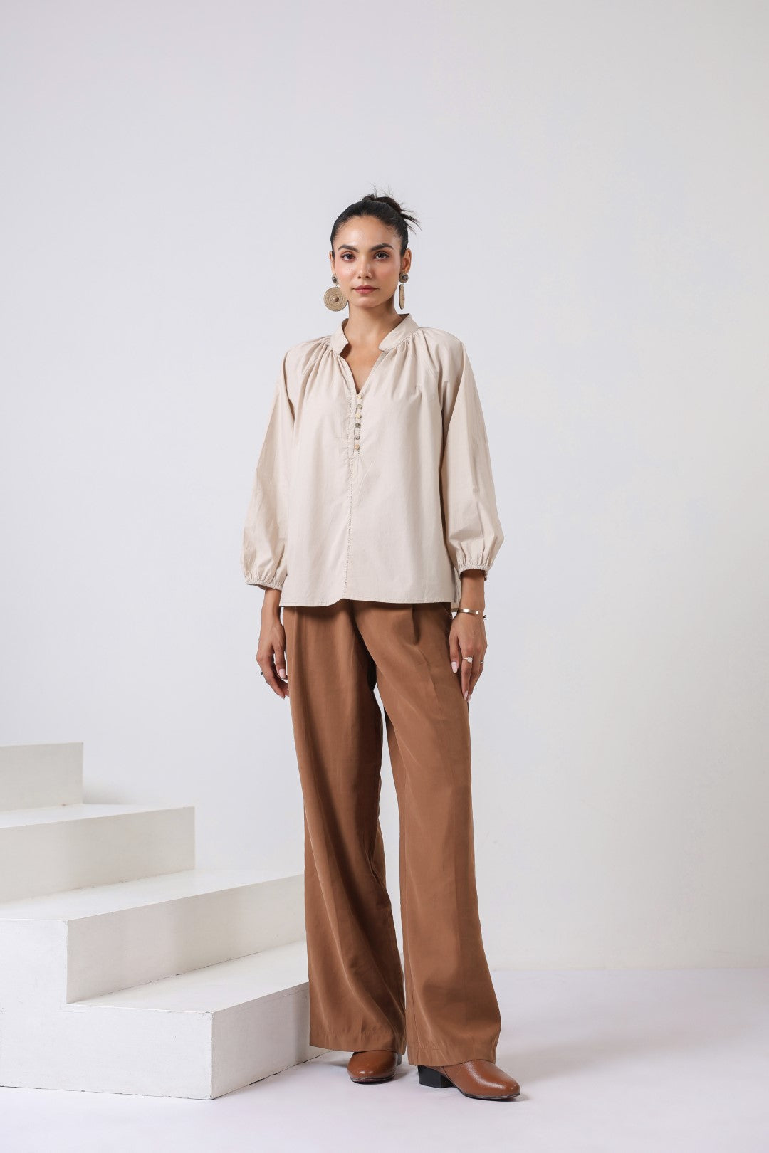Women's beige cotton tops