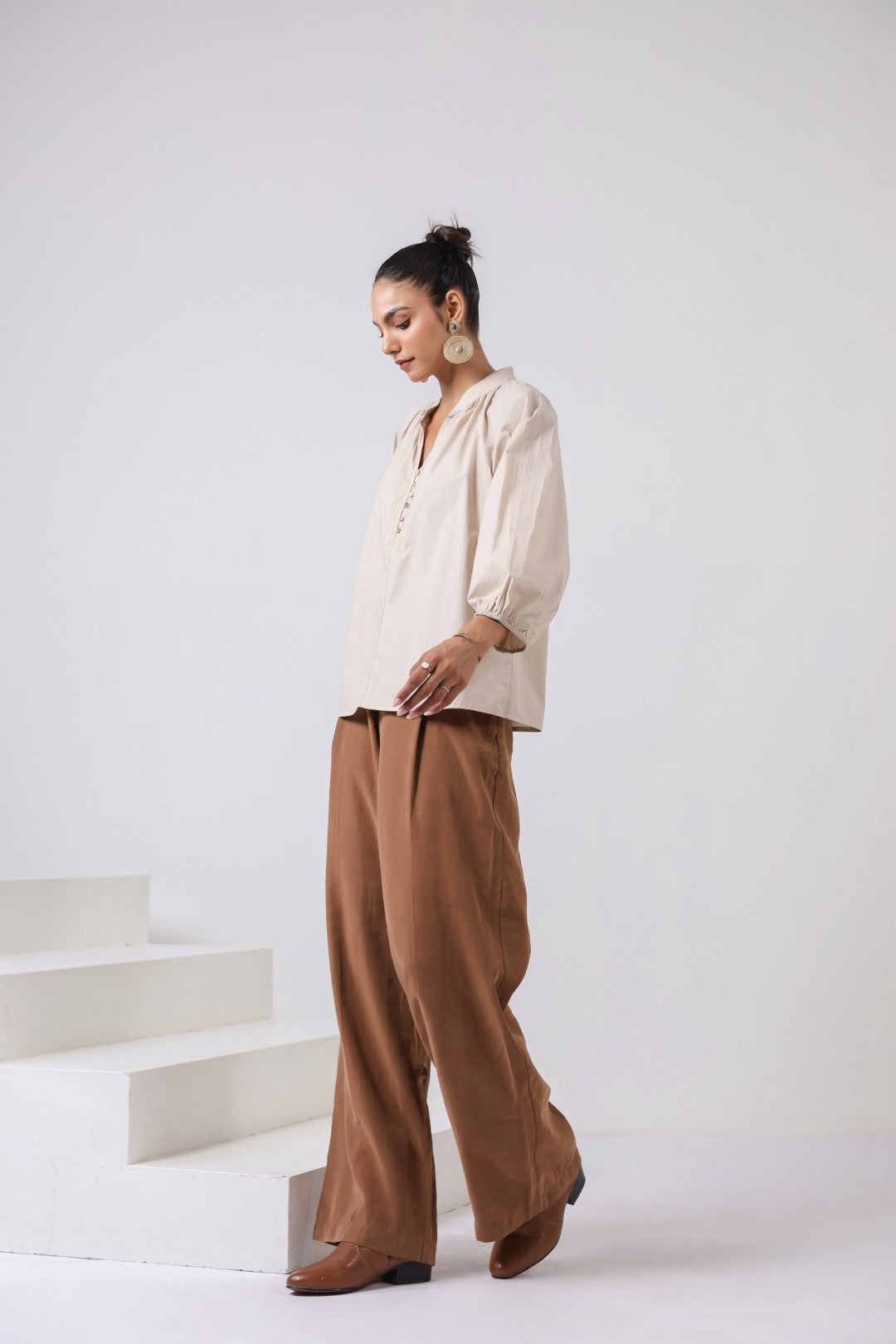 Women's beige cotton tops