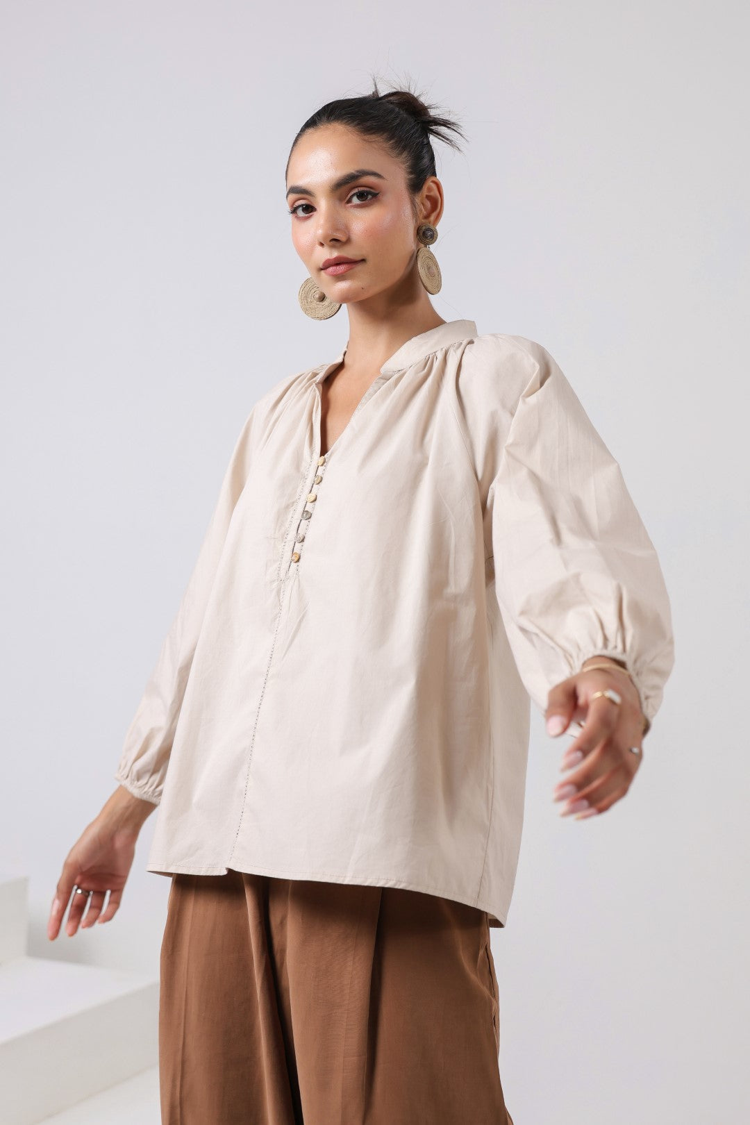 Women's beige cotton tops