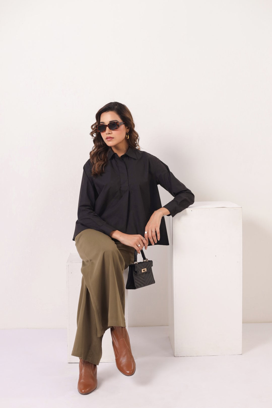 Women’s Black Cotton Poplin Top