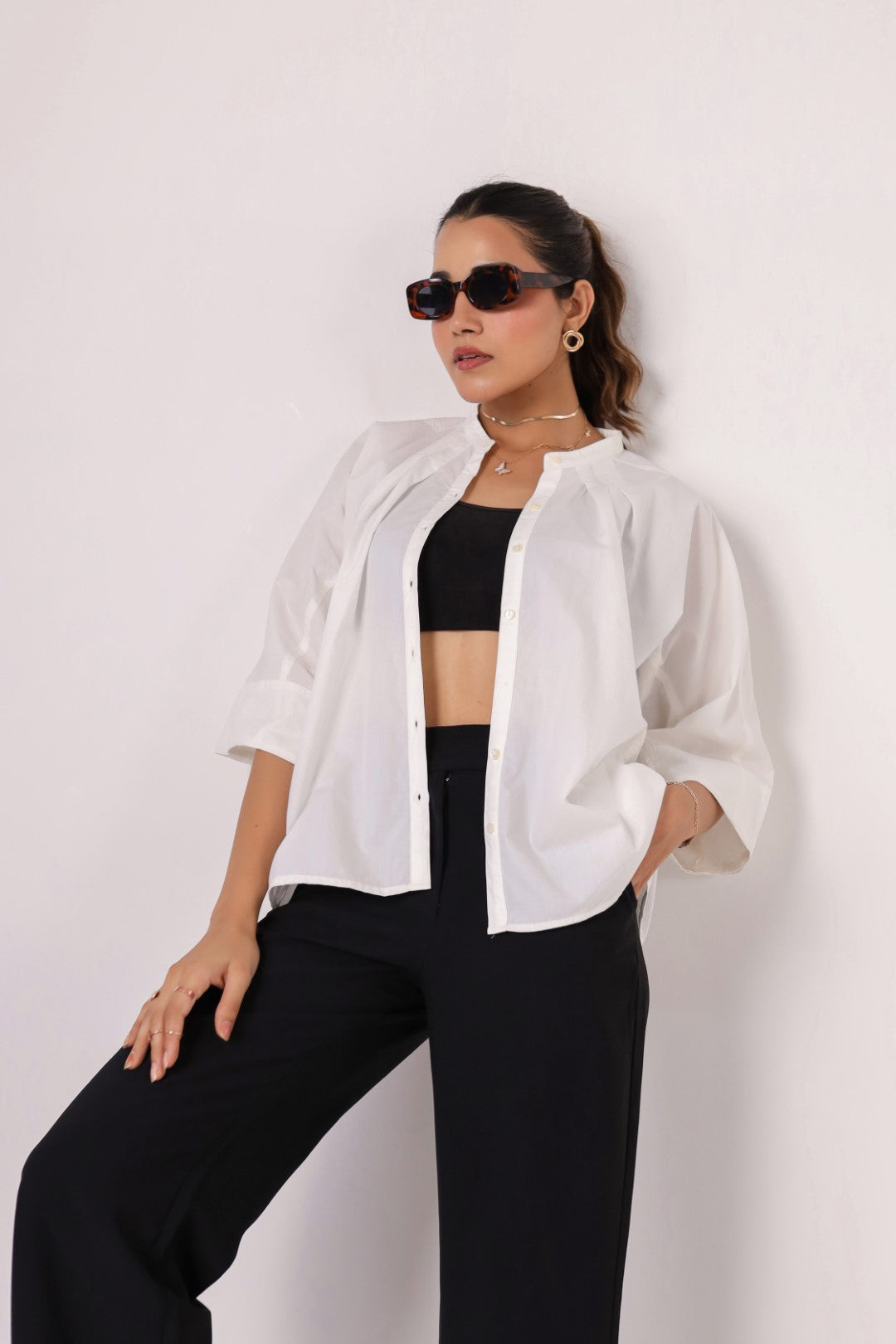 MUUN Women White Solid Cotton Top