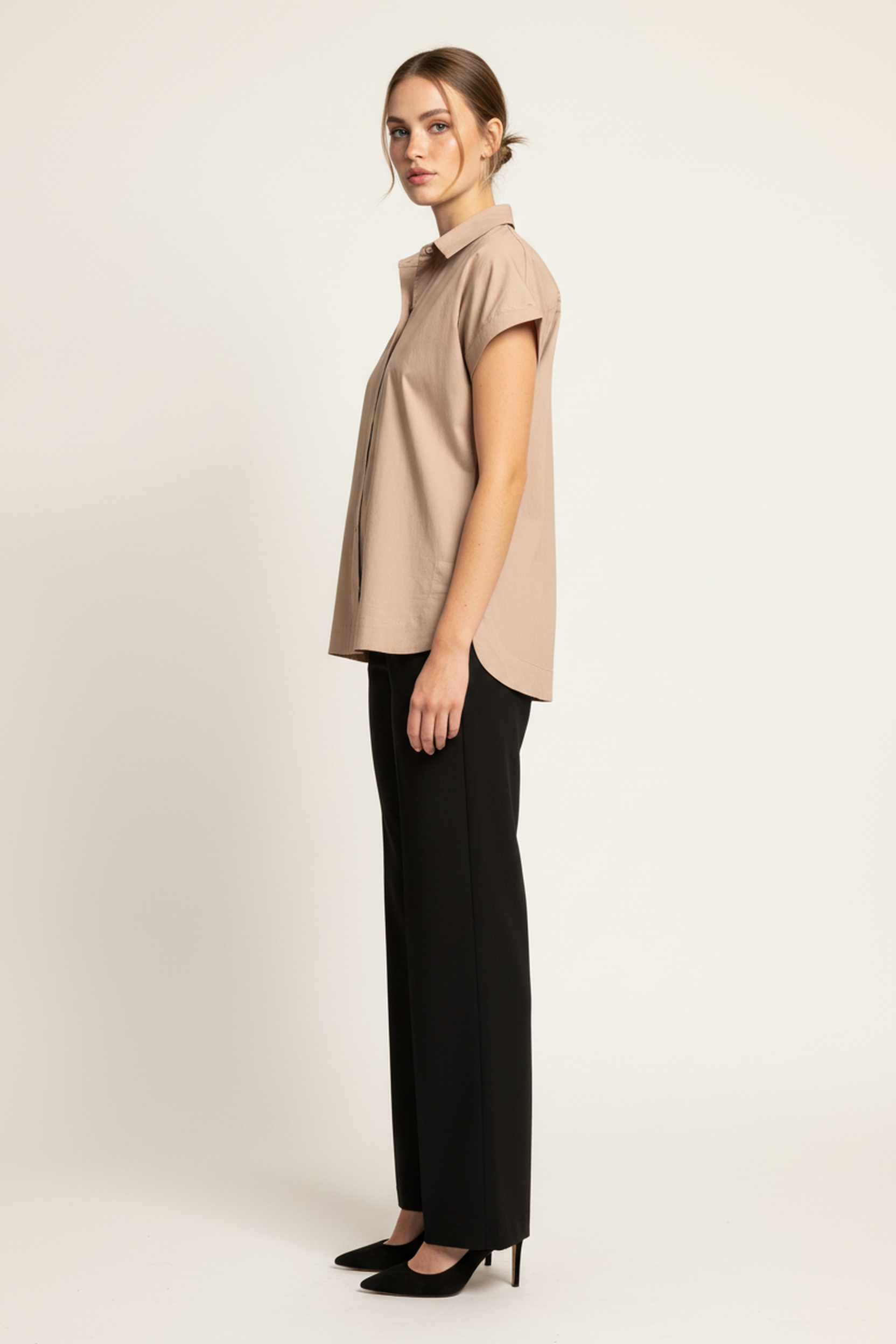 Women’s Beige Short-Sleeve Cotton Shirt – Button-Down, Relaxed Fit, Casual Summer Top