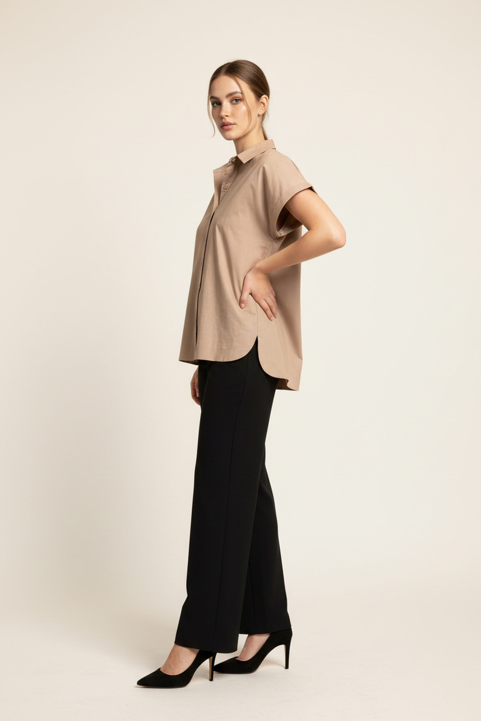 Women’s Beige Short-Sleeve Cotton Shirt – Button-Down, Relaxed Fit, Casual Summer Top